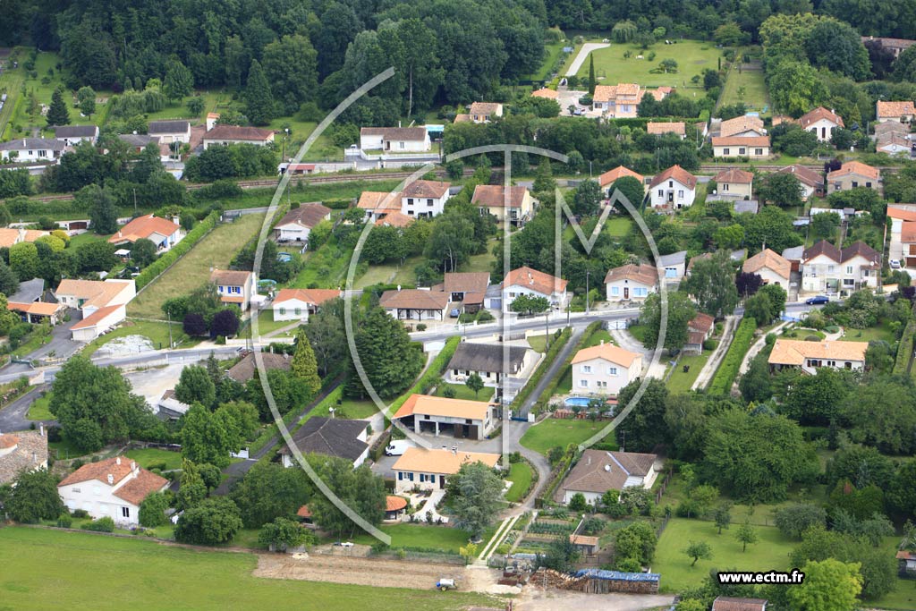 Photo arienne de Ruelle-sur-Touvre (Seguins)