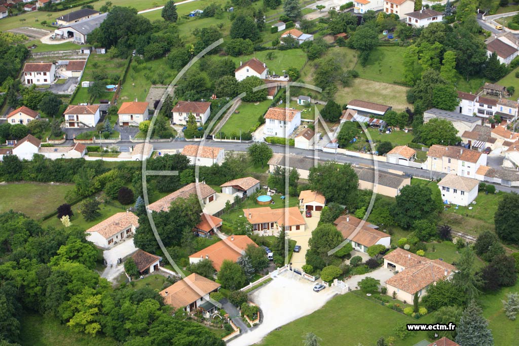 Photo arienne de Ruelle-sur-Touvre (Vaugeline)
