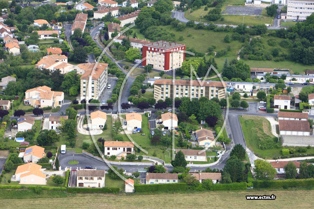 Photo arienne de Ruelle-sur-Touvre (Vesingarde)