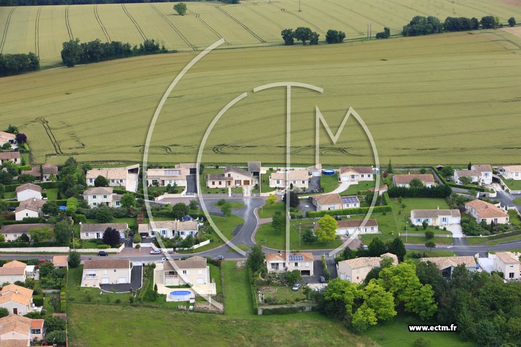 Photo arienne de Ruelle-sur-Touvre (Villement)