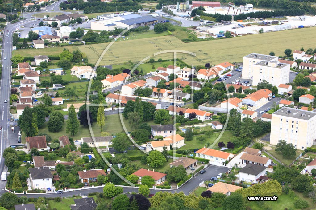Photo arienne de Ruelle-sur-Touvre (Villement)