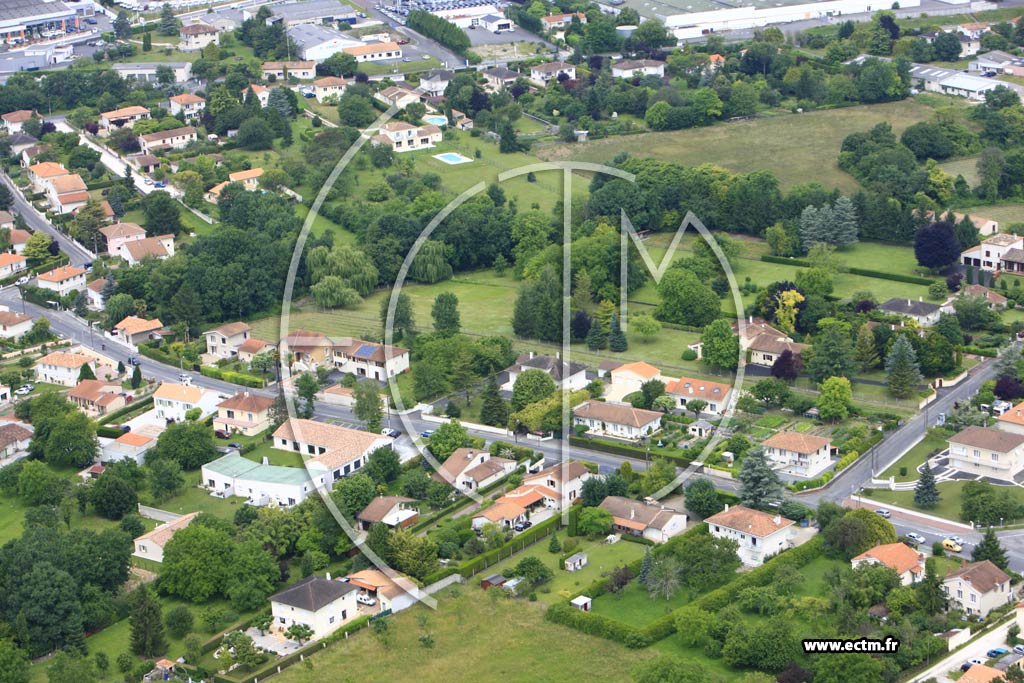 Photo arienne de Ruelle-sur-Touvre (Villement)