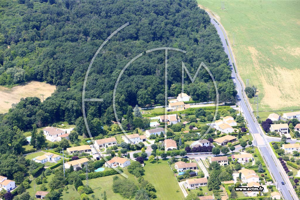 Photo arienne de Saint-Michel (Les Sicauds)
