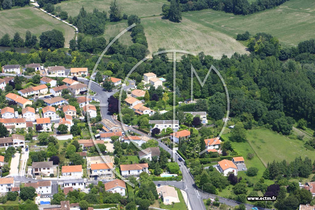 Photo arienne de Saint-Michel (Les Sicauds)