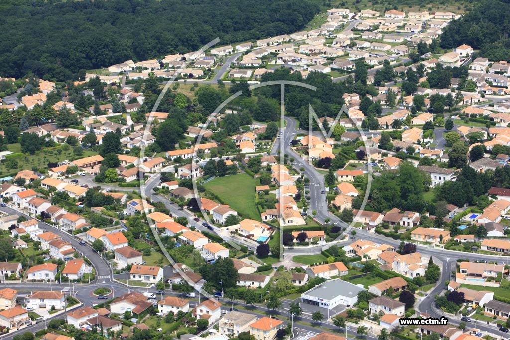 Photo arienne de Saint-Yrieix-sur-Charente (Est)