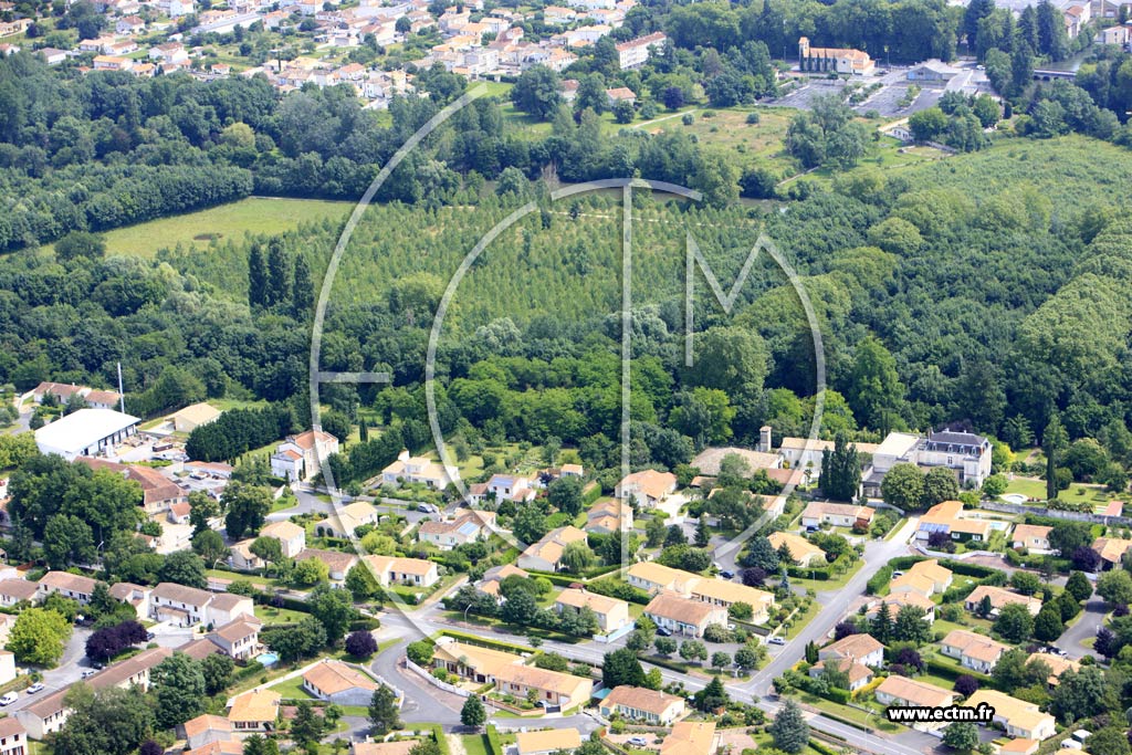 Photo arienne de Saint-Yrieix-sur-Charente (Est)