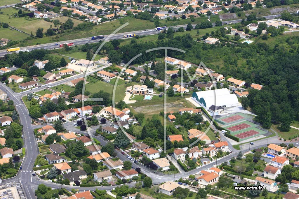 Photo arienne de Saint-Yrieix-sur-Charente (Est)