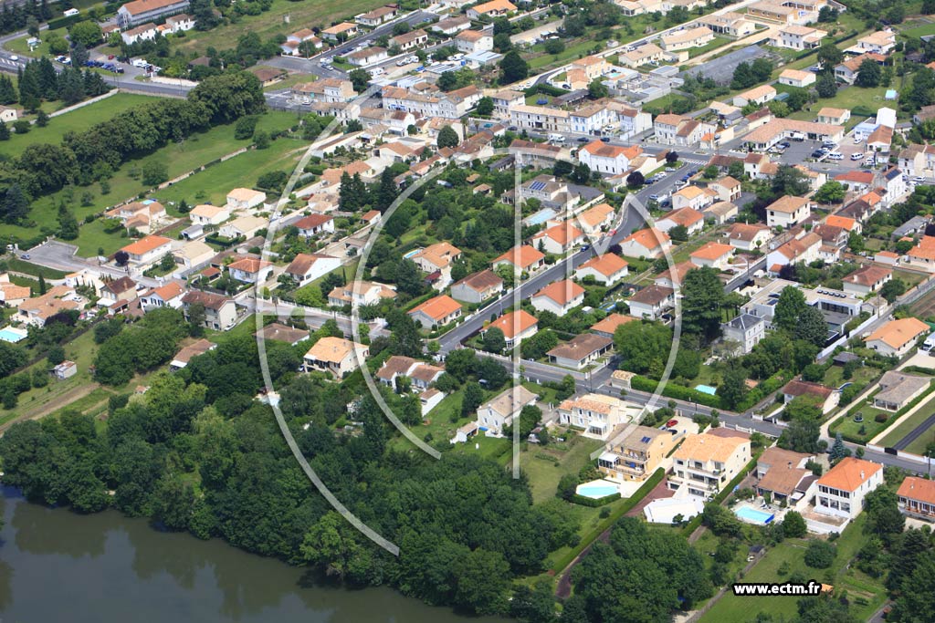 Photo arienne de Saint-Yrieix-sur-Charente (Est)