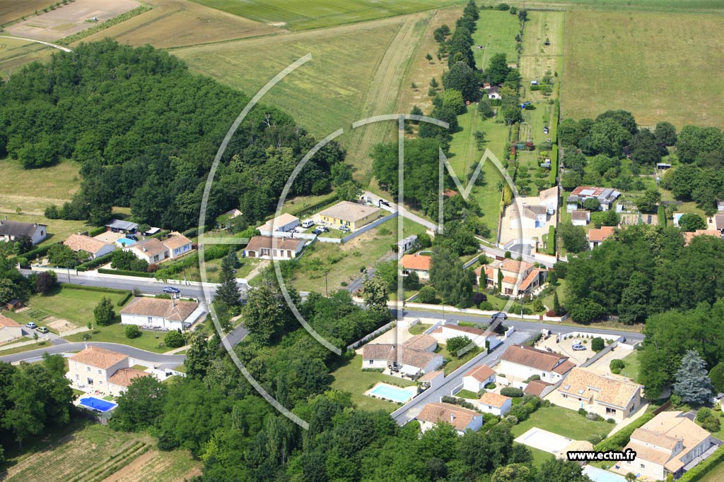 Photo arienne de Saint-Yrieix-sur-Charente (Sud Ouest)