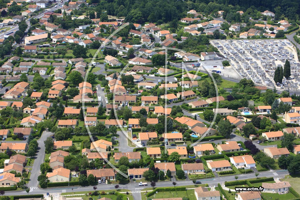 Photo arienne de Soyaux (Champ de Manoeuvres Est)