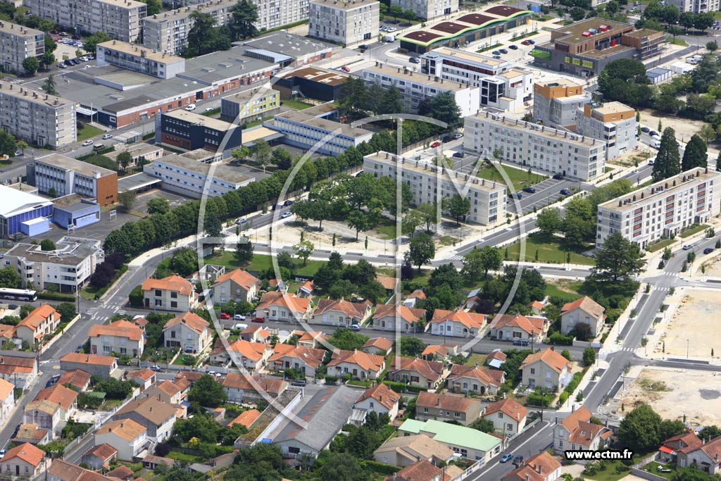 Photo arienne de Soyaux (Champ de Manoeuvres Ouest)