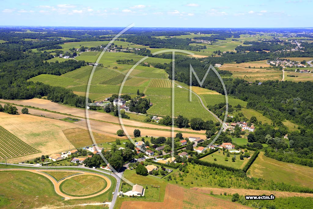 Photo arienne de Cherves-Richemont (Boussac)