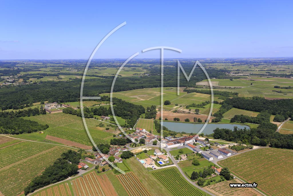 Photo arienne de Cherves-Richemont (La Garnerie)