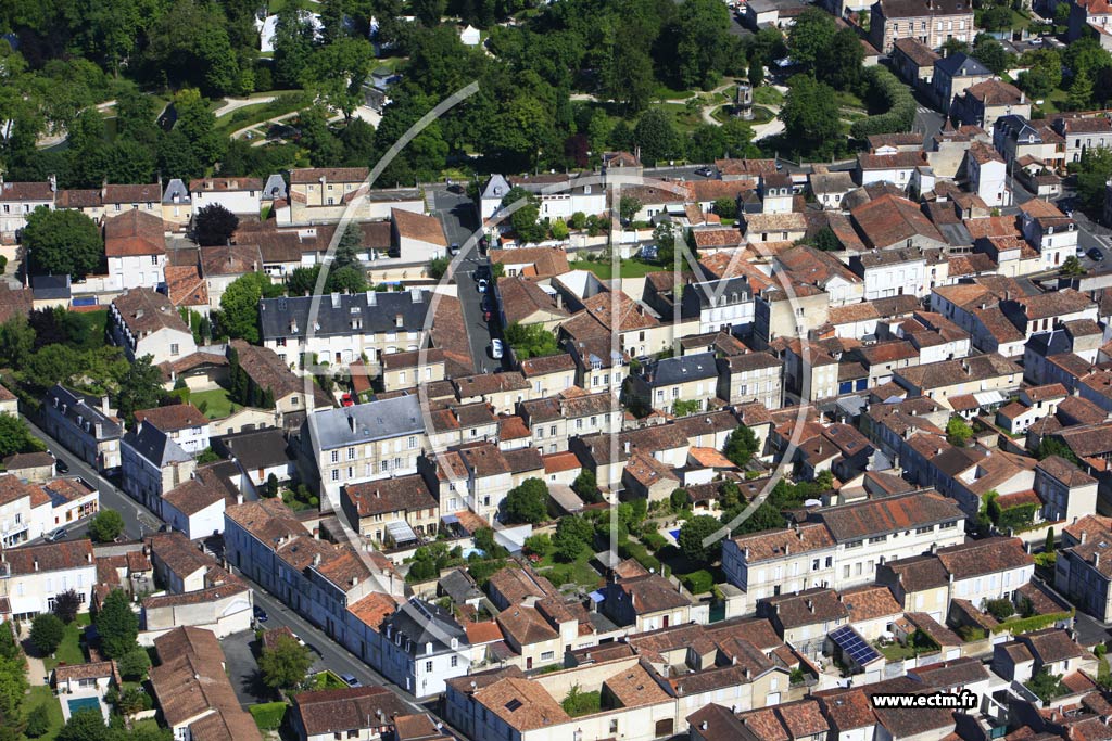 Photo arienne de Cognac (Htel de Ville)