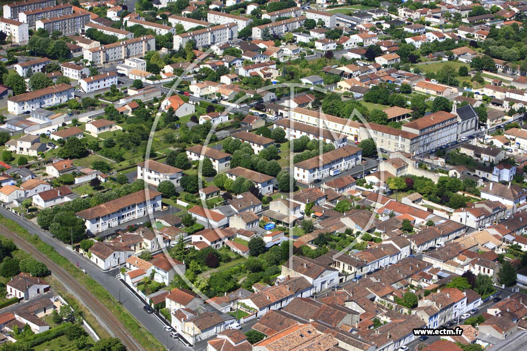 Photo arienne de Cognac (Sacr Coeur)