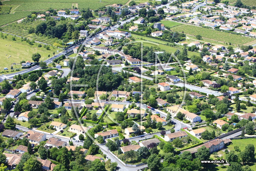 Photo arienne de Cognac (Saint-Jacques)