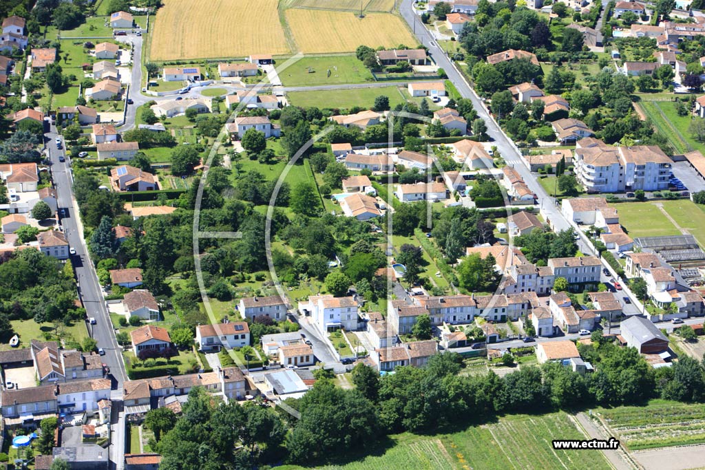 Photo arienne de Cognac (Saint-Jacques)