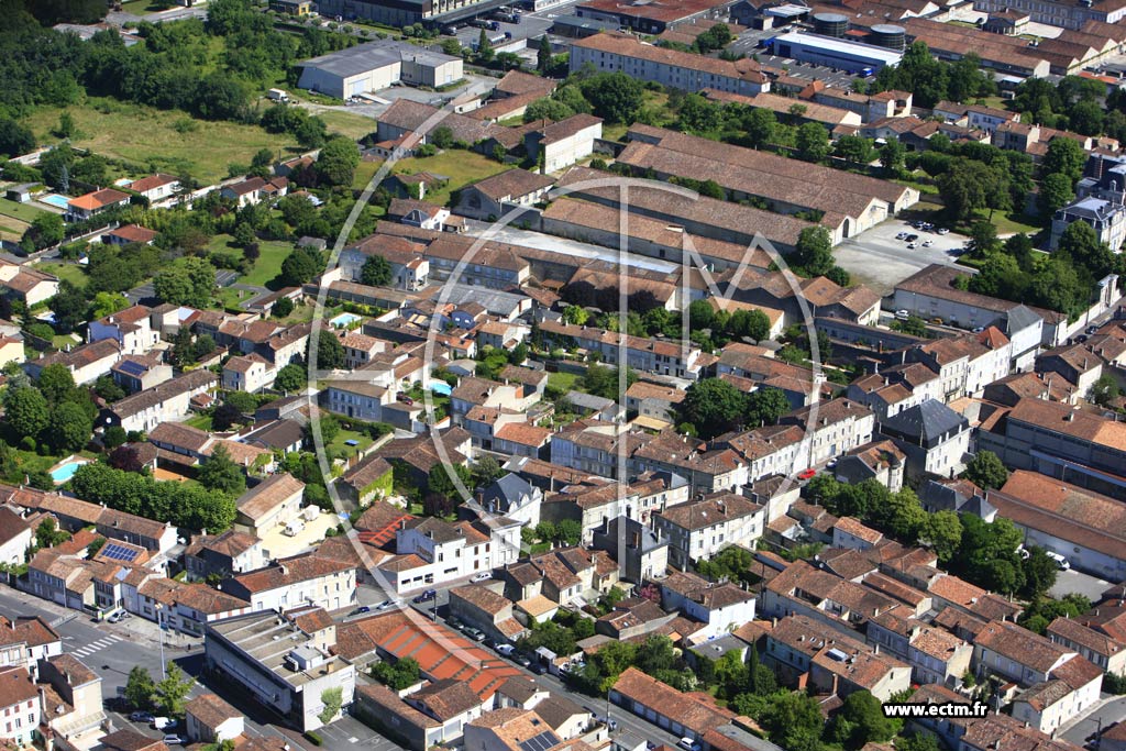 Photo arienne de Cognac (Saint-Martin)