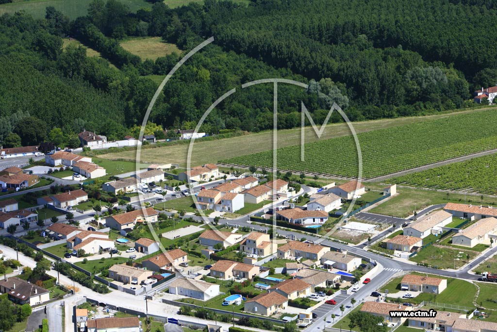 Photo arienne de Cognac (Saint-Martin)