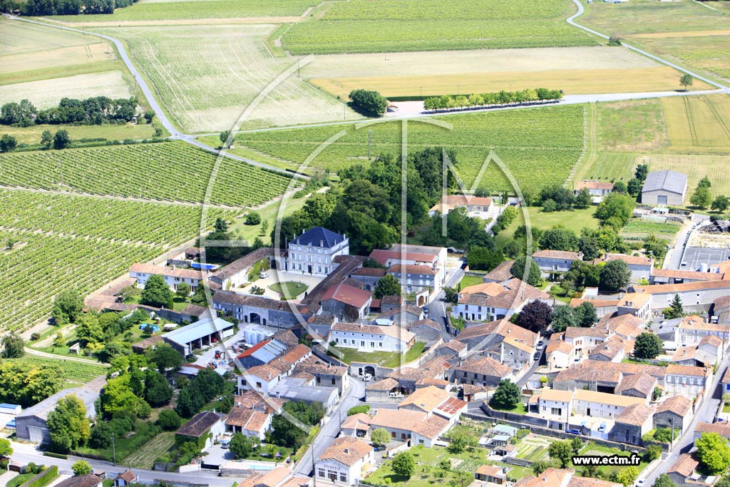 Photo arienne de Houlette (Le Cluzeau)