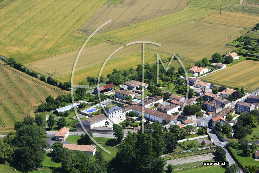 Photo arienne de Jarnac (La Touche)