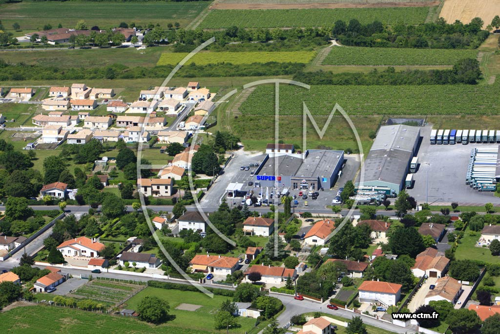 Photo arienne de Jarnac (Nord)