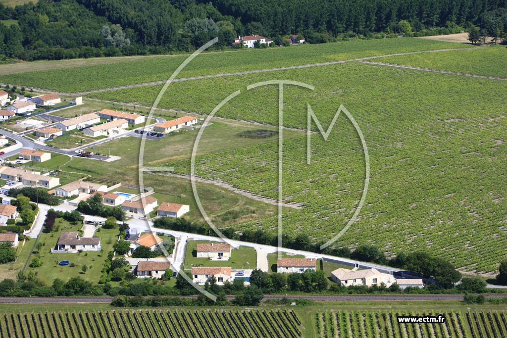 Photo arienne de Merpins (Montignac)