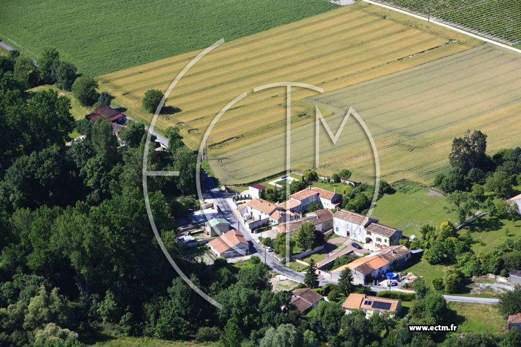 Photo arienne de Saint-Fort-sur-le-N (Le Mnis)