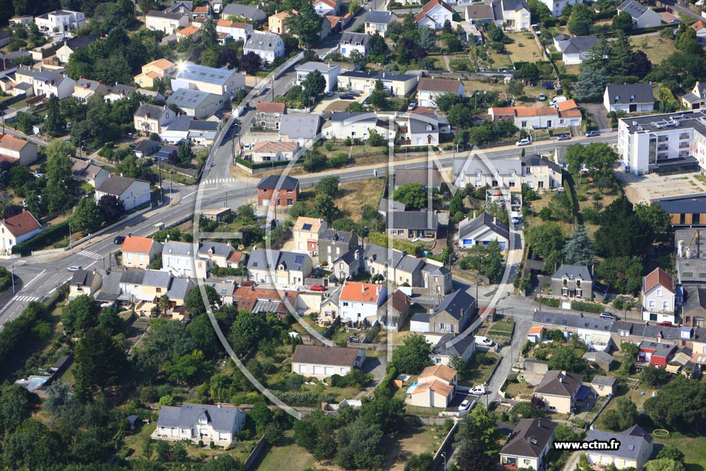 Photo arienne de Couron (Htel de Ville)