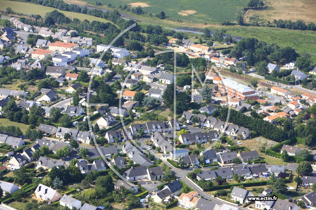 Photo arienne de Couron (Les Ardillets)