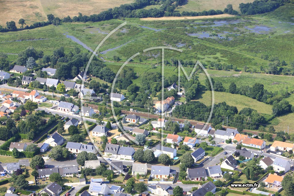 Photo arienne de Couron (Les Ardillets)