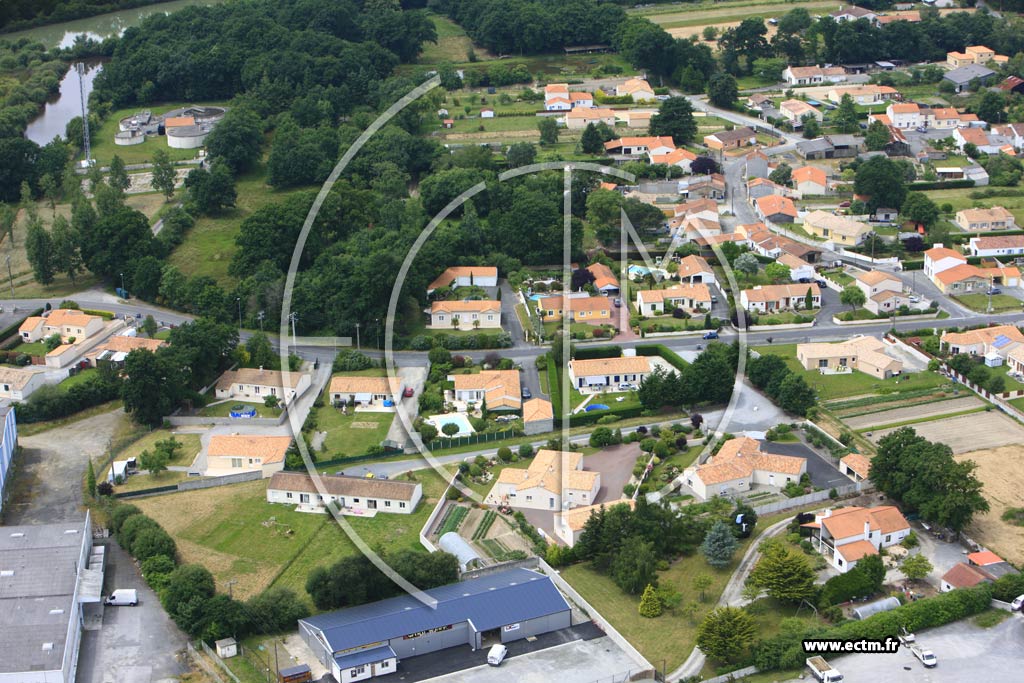 Photo arienne de Geneston (Marboeuf)