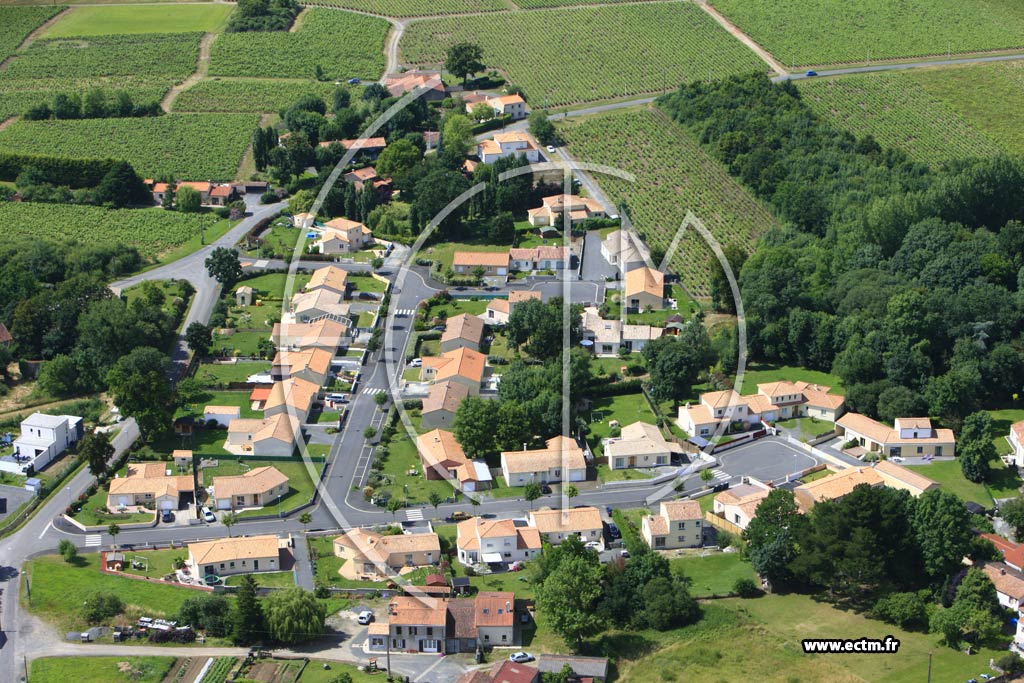 Photo arienne de Gorges (Les Guisseaux)
