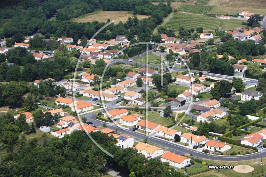 Photo arienne de La Chapelle Heulin (La Martinire)