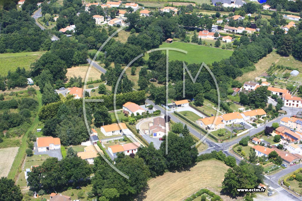 Photo arienne de La Chapelle Heulin (La Morsdonnire)