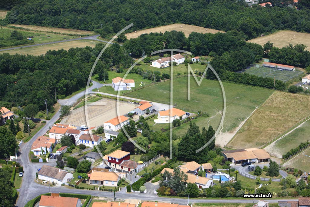 Photo arienne de La Chapelle Heulin (Les Ardoises)