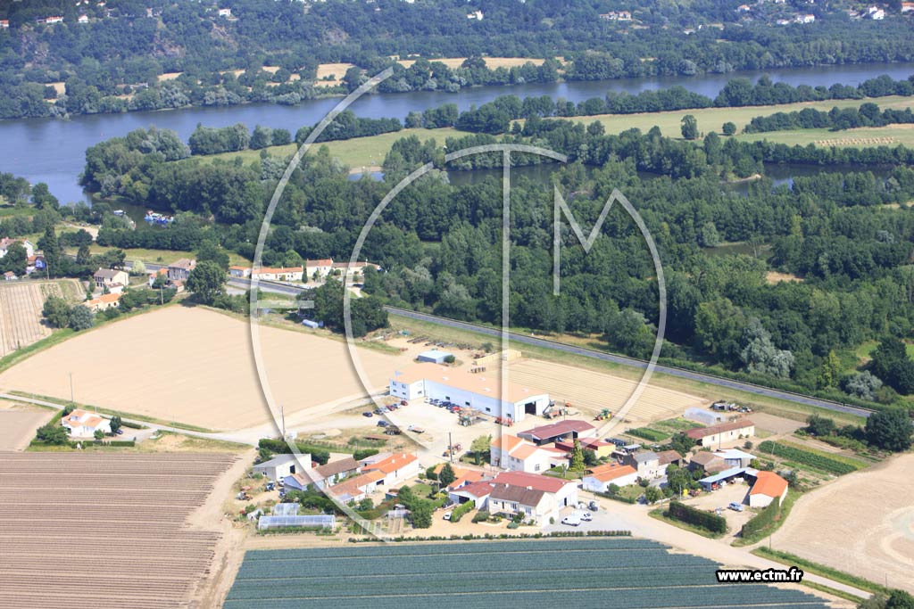 Photo arienne de La Chapelle-Basse-Mer (La Haute Valle)