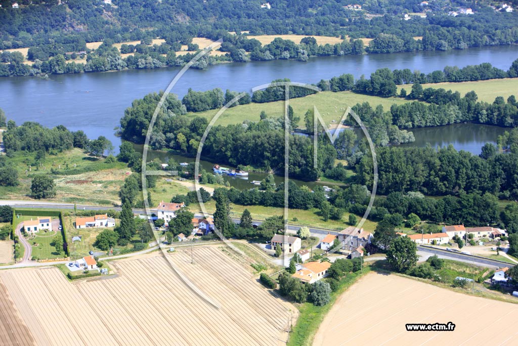 Photo arienne de La Chapelle-Basse-Mer (La Haute Valle)