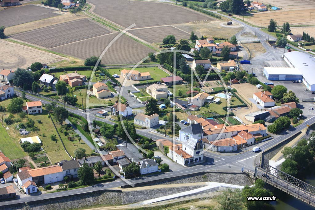 Photo arienne de La Chapelle-Basse-Mer (La Pinsonnire)
