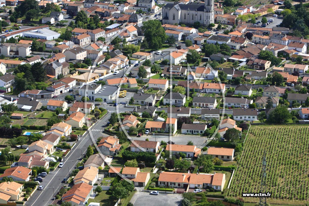 Photo arienne de La Haie-Fouassire