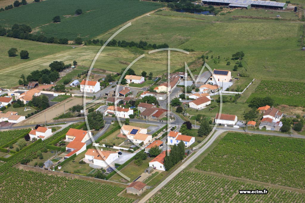 Photo arienne de Landemont (Le Quarteron)
