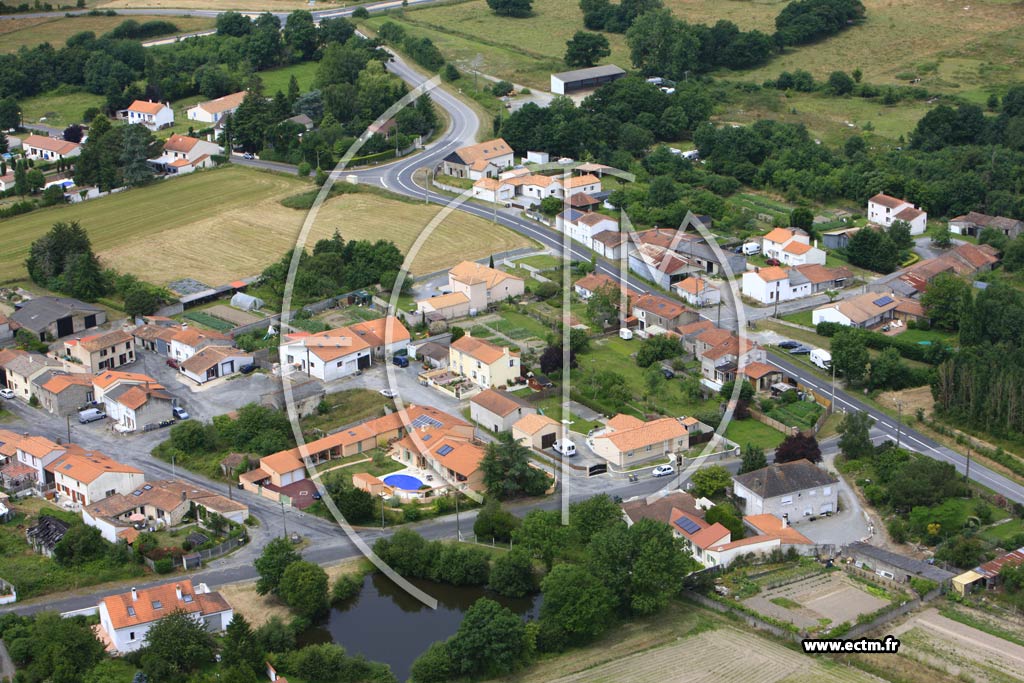 Photo arienne de Le Bignon (Gungaud)