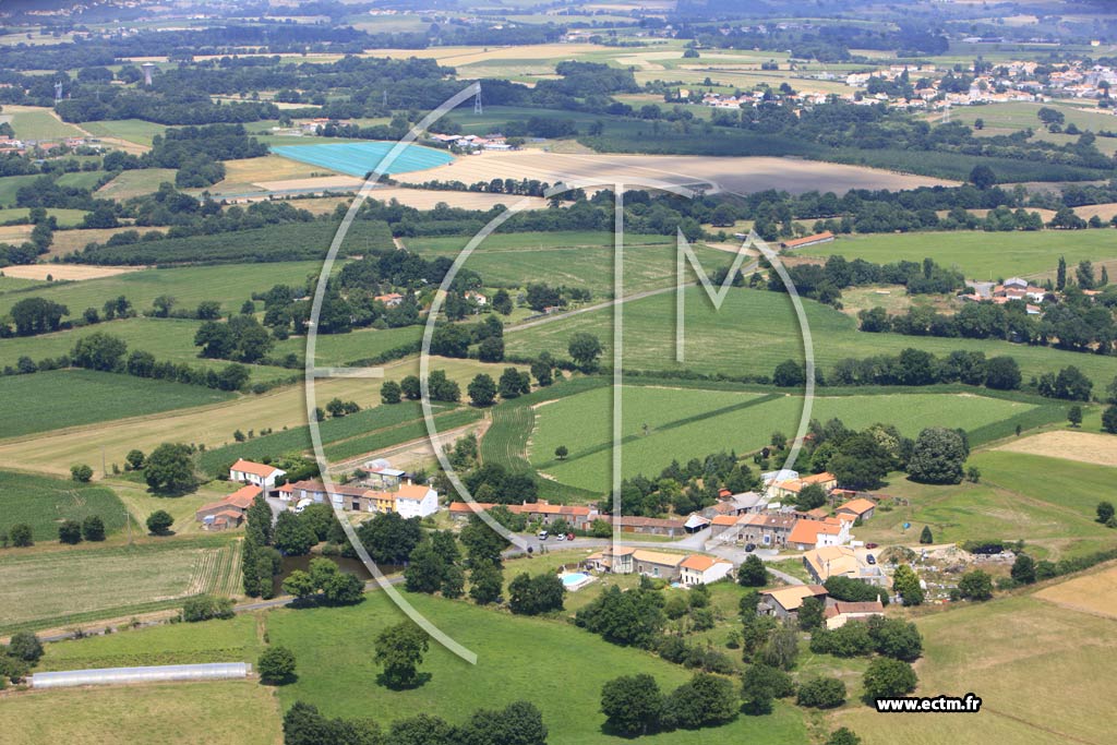 Photo arienne de Le Loroux-Bottereau (Les Perrines)