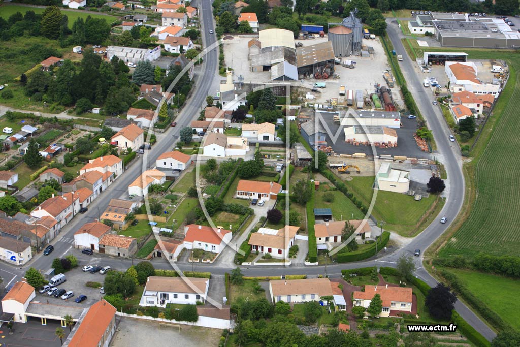 Photo arienne de Montbert