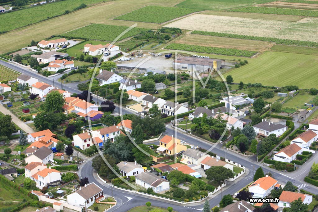 Photo arienne de Montbert