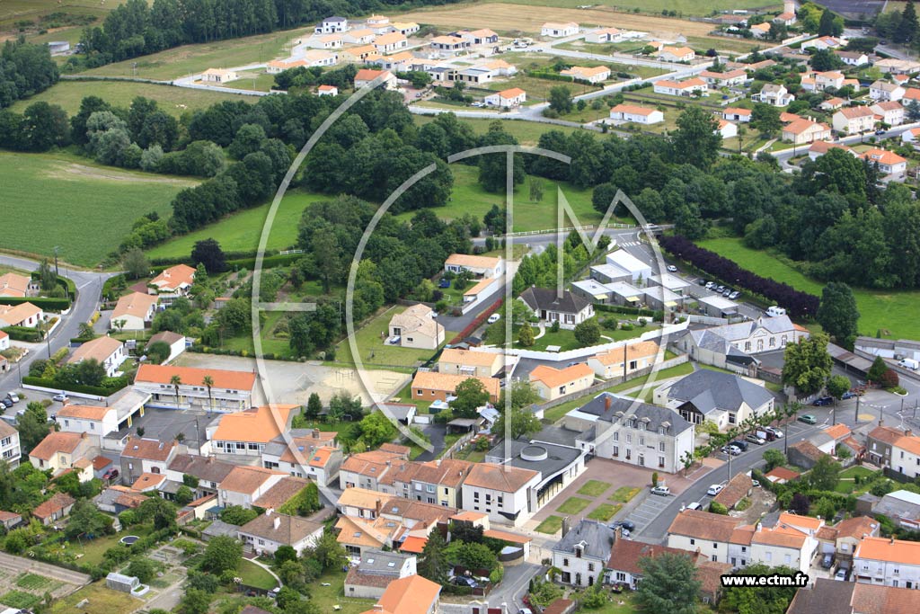 Photo arienne de Montbert