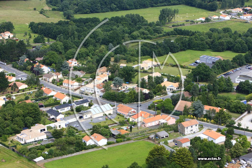 Photo arienne de Montbert