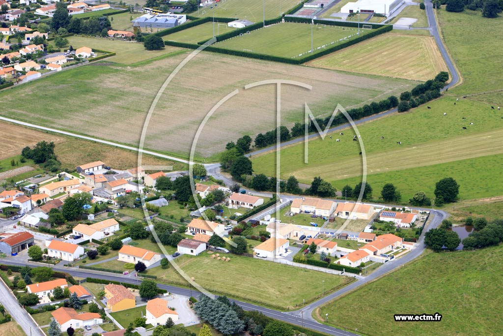 Photo arienne de Montbert (La Jarrie)