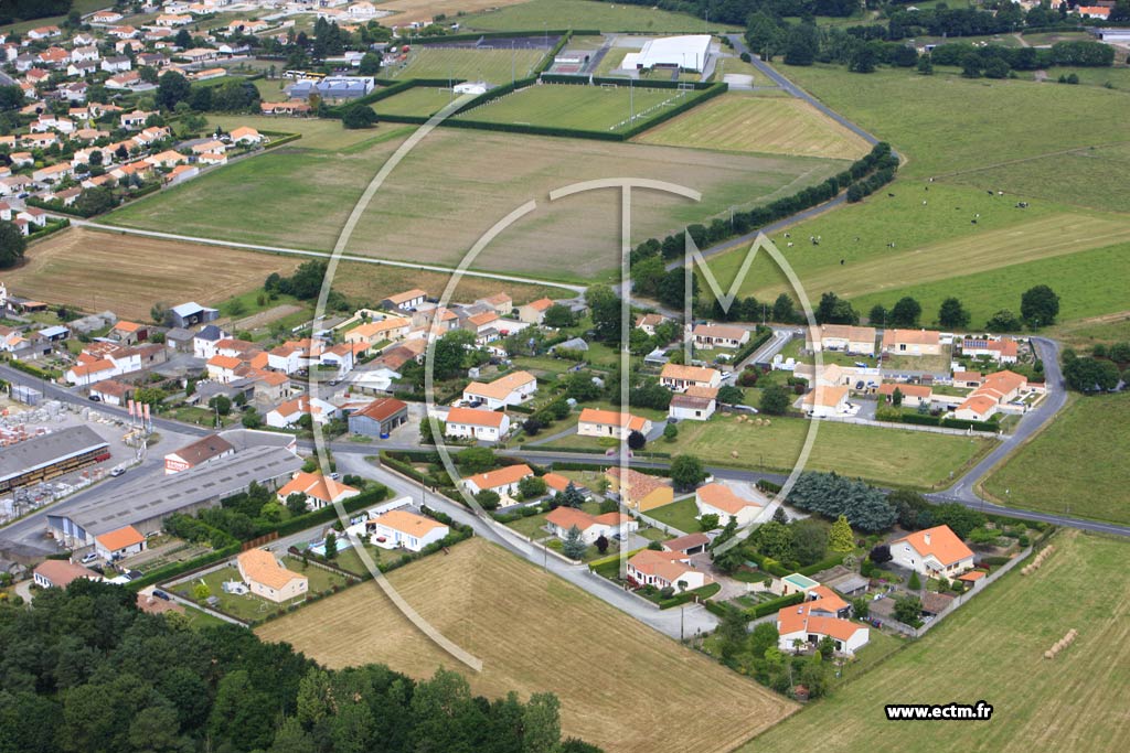 Photo arienne de Montbert (La Jarrie)