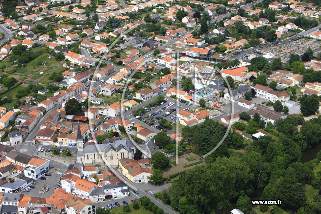 Photo arienne de Pont-Saint-Martin (Centre)